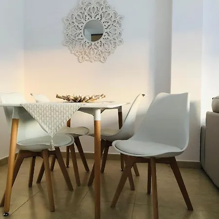 Atico Blanca Apartment *